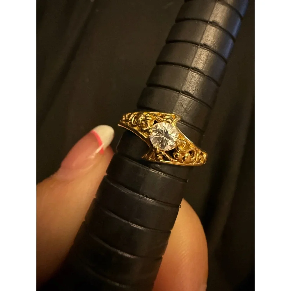 Gold Tone Filigree Bypass Ring Round Clear CZ Solitaire Vintage Style Size 6.25